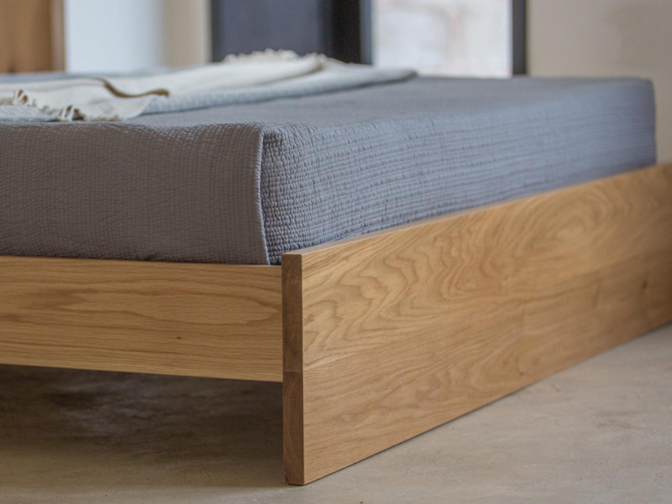 Platform bed deals frame without headboard